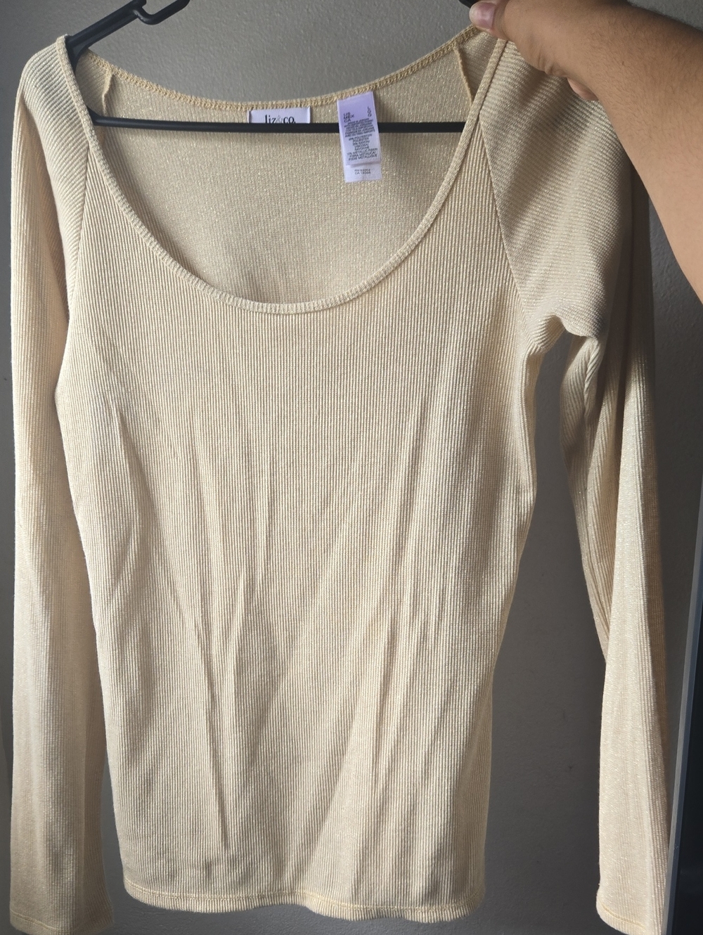 liz & co. Cream Ribbed Long-Sleeve Scoop Neck Top